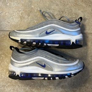 Nike Air Max size 4y